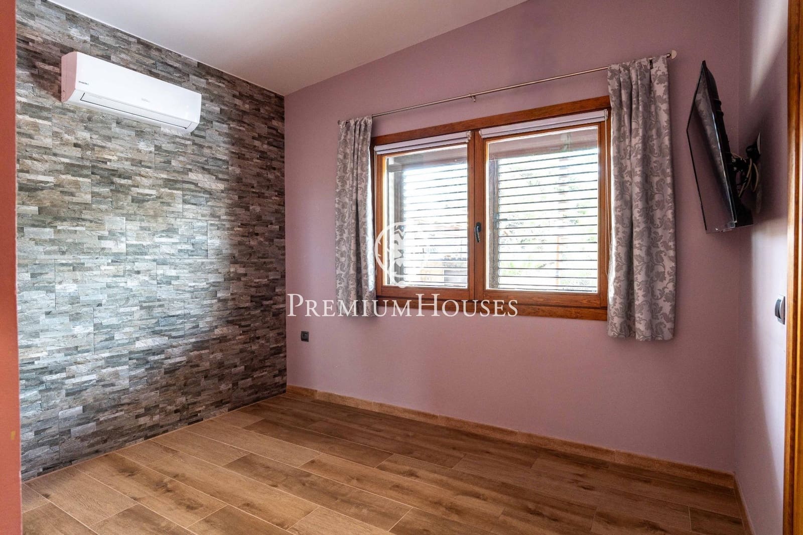 5 soveværelse Villa til salg i Maspujols med swimmingpool garage - € 455.000 (Ref: 9217681)