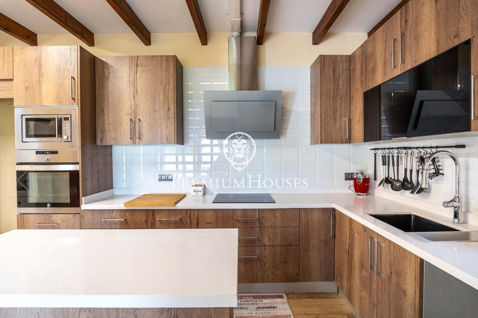 5 soveværelse Villa til salg i Maspujols med swimmingpool garage - € 455.000 (Ref: 9217681)