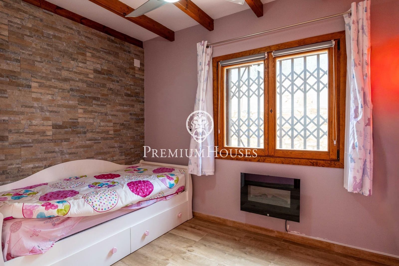 5 soveværelse Villa til salg i Maspujols med swimmingpool garage - € 455.000 (Ref: 9217681)