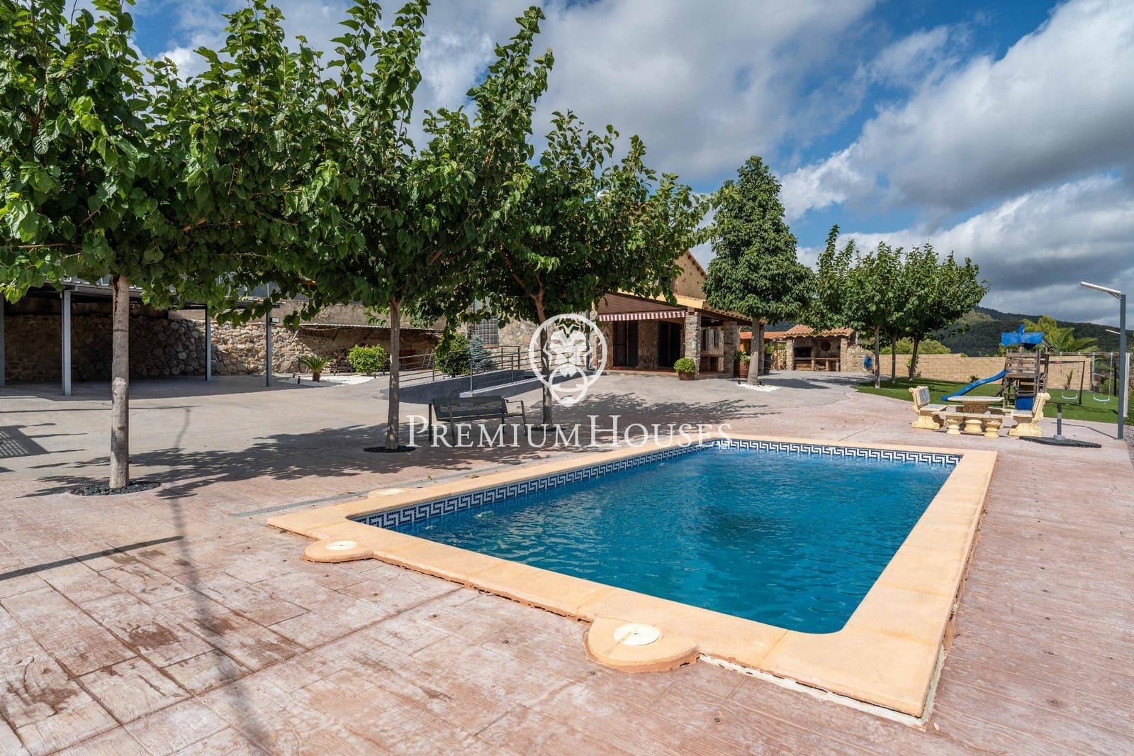 5 soveværelse Villa til salg i Maspujols med swimmingpool garage - € 455.000 (Ref: 9217681)