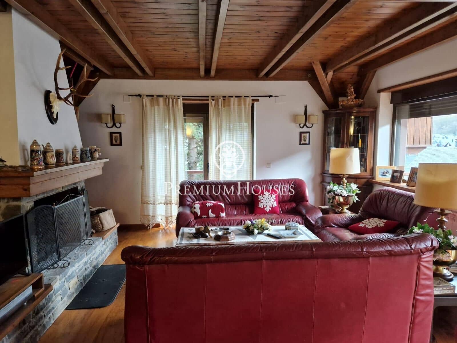 5 soveværelse Villa til salg i Vielha e Mijaran med garage - € 1.200.000 (Ref: 9243259)