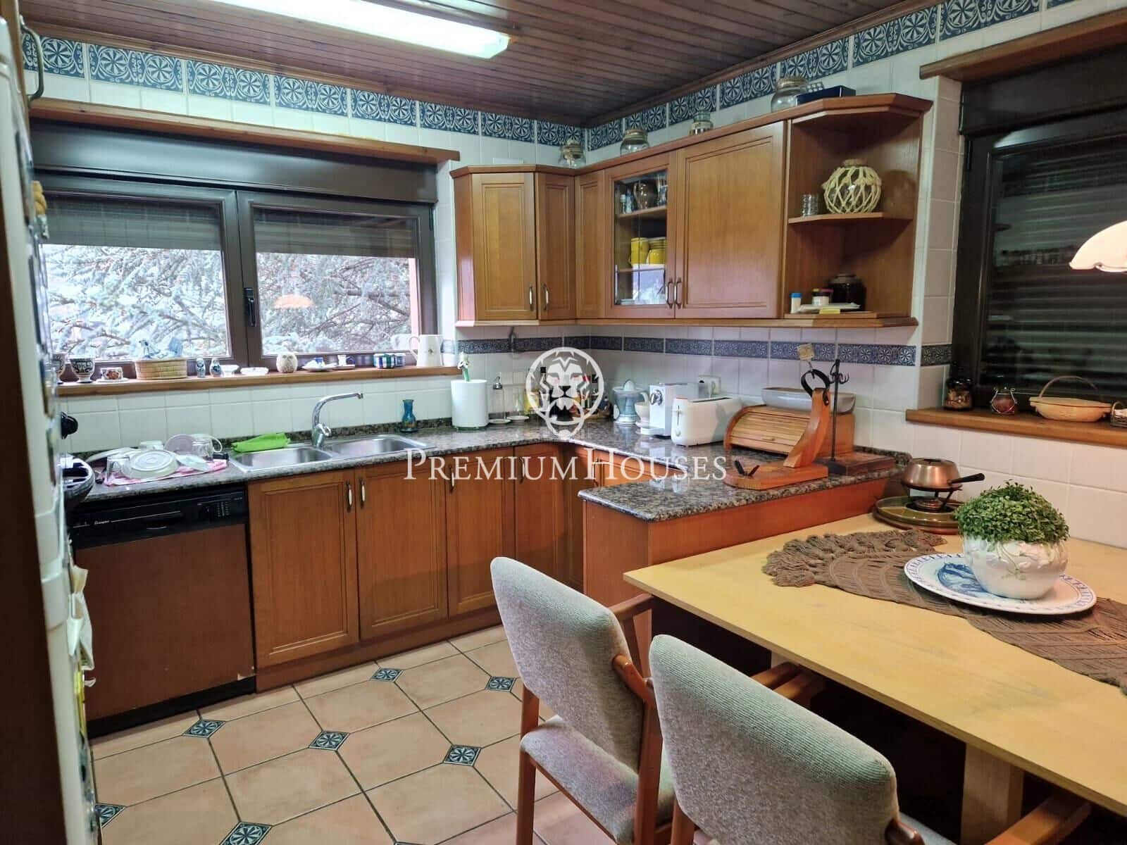 5 soveværelse Villa til salg i Vielha e Mijaran med garage - € 1.200.000 (Ref: 9243259)