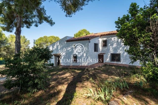 4 soveværelse Finca/Landehus til salg i El Catllar med swimmingpool - € 1.050.000 (Ref: 9247123)