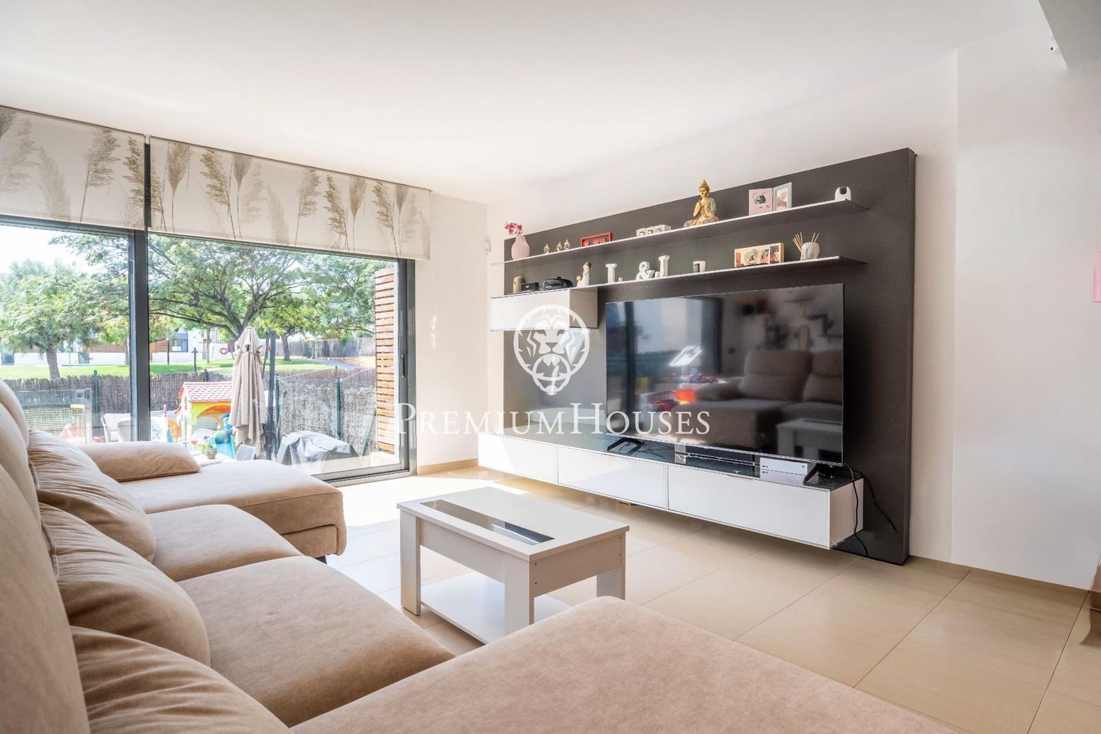 4 bedroom Terraced Villa for sale in Cambrils with pool garage - € 540,000 (Ref: 9247125)