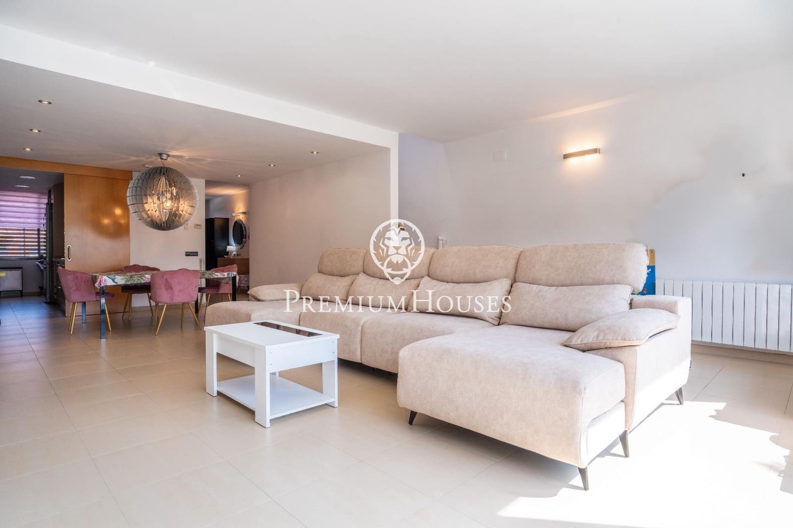 4 bedroom Terraced Villa for sale in Cambrils with pool garage - € 540,000 (Ref: 9247125)