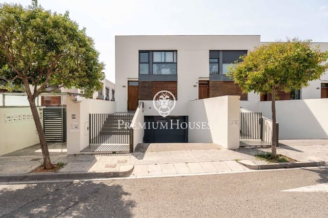 4 bedroom Terraced Villa for sale in Cambrils with pool garage - € 540,000 (Ref: 9247125)