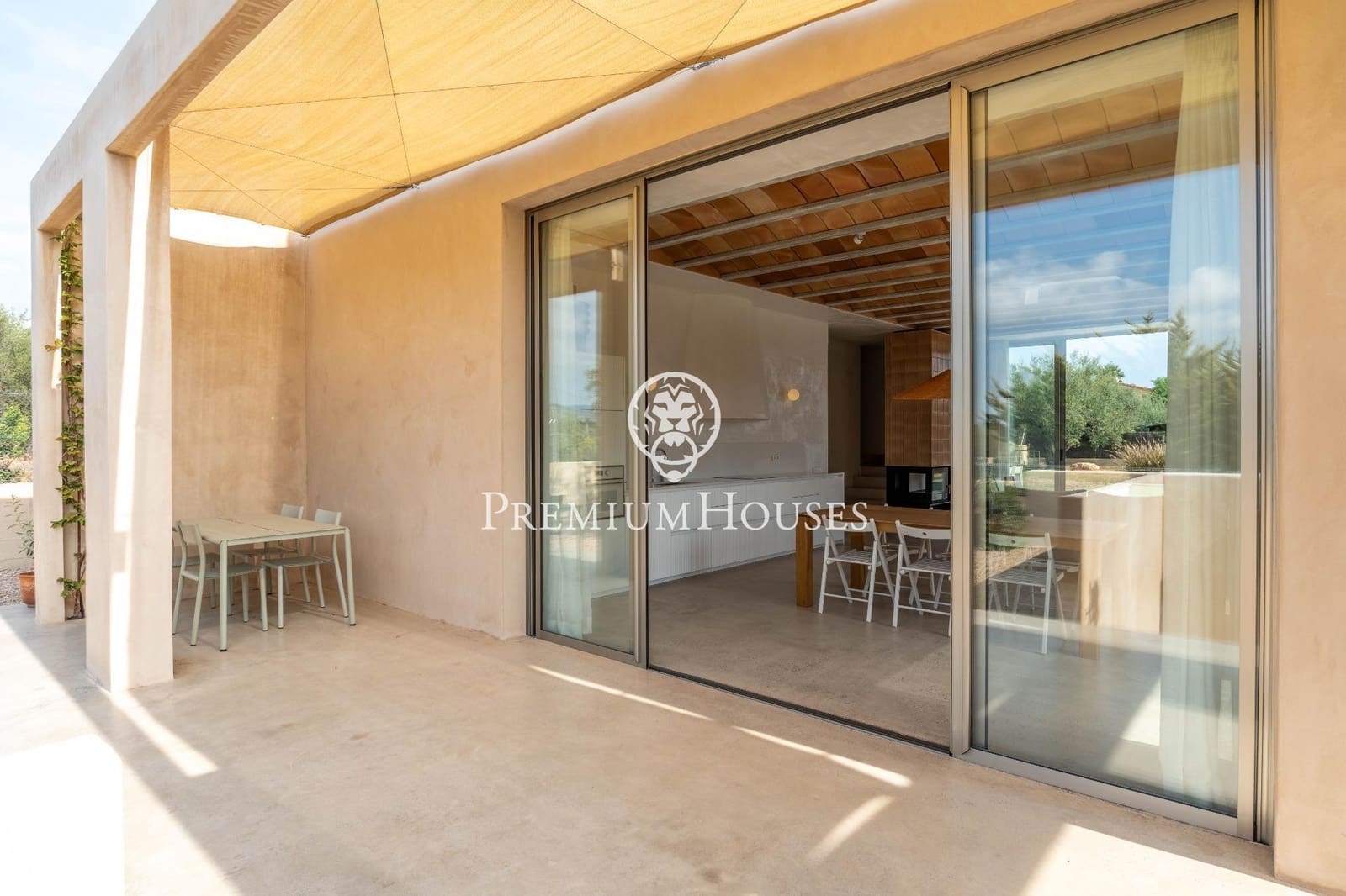 3 soveværelse Villa til salg i L'Ampolla med swimmingpool - € 545.000 (Ref: 9247136)