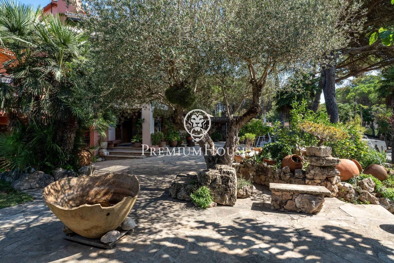 4 sypialnia Willa na sprzedaż w Begues z basenem garażem - 620 000 € (Ref: 9252294)