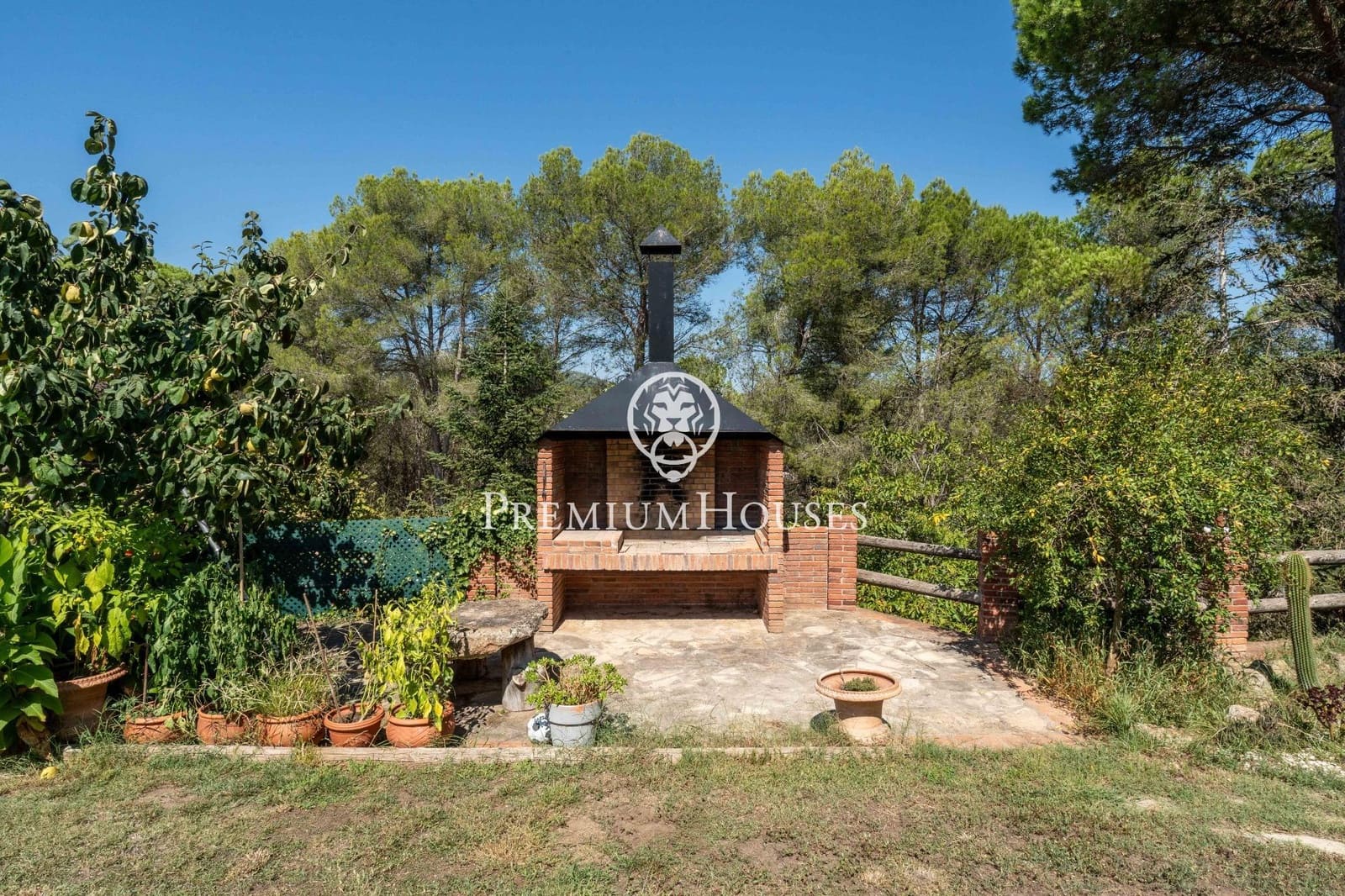 4 sypialnia Willa na sprzedaż w Begues z basenem garażem - 620 000 € (Ref: 9252294)