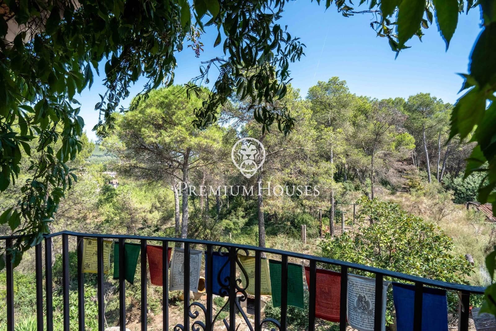 4 sypialnia Willa na sprzedaż w Begues z basenem garażem - 620 000 € (Ref: 9252294)