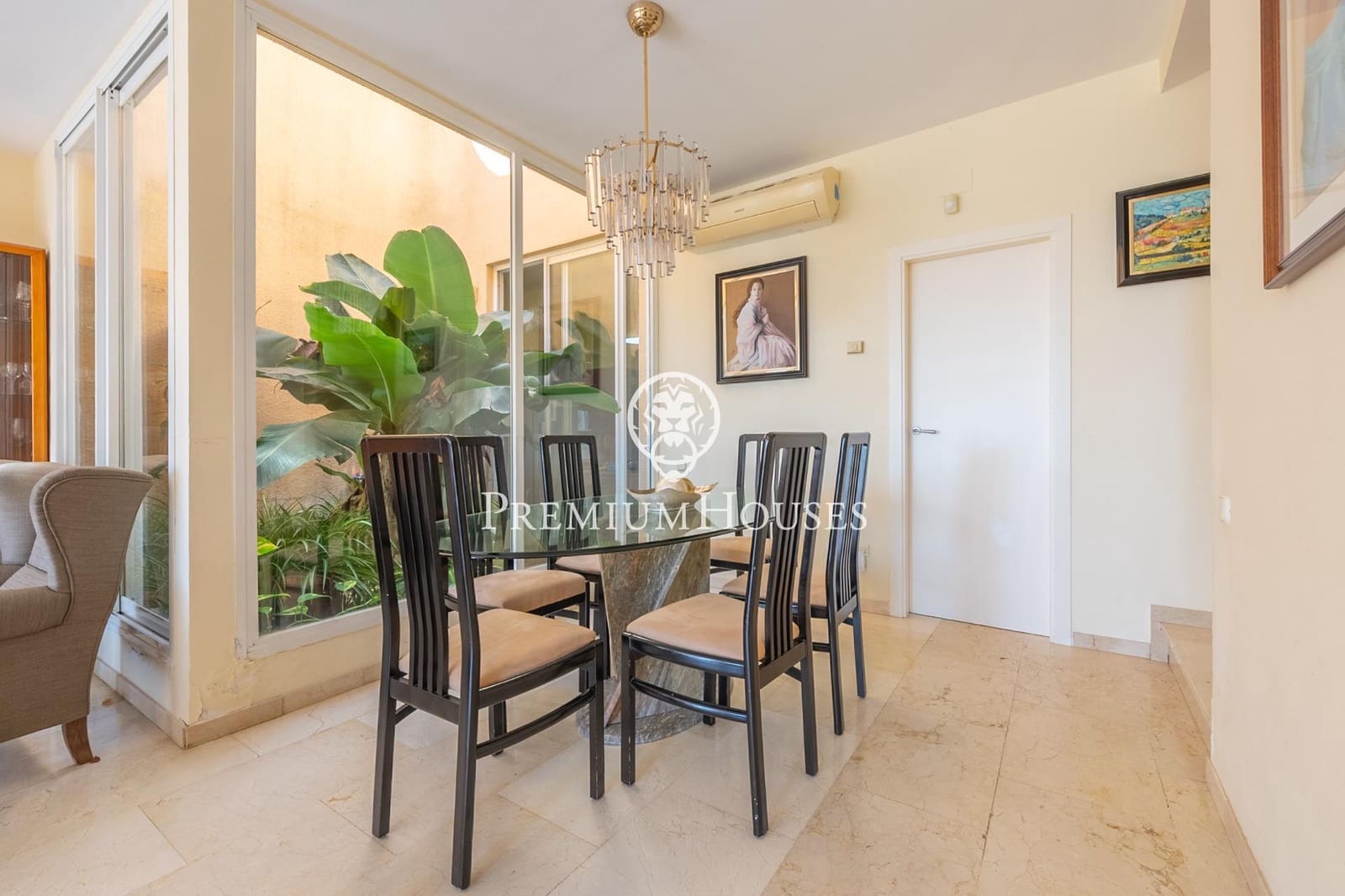 5 soveværelse Rækkehus til salg i Sitges med swimmingpool - € 850.000 (Ref: 9257564)