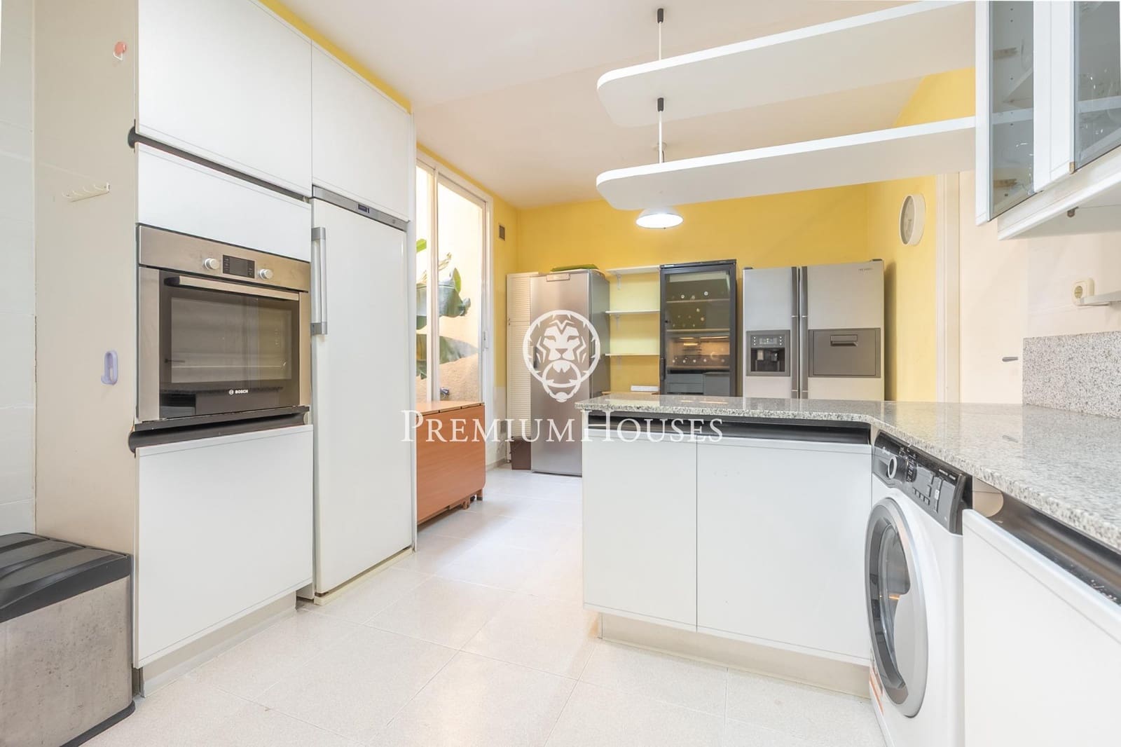 5 soveværelse Rækkehus til salg i Sitges med swimmingpool - € 850.000 (Ref: 9257564)