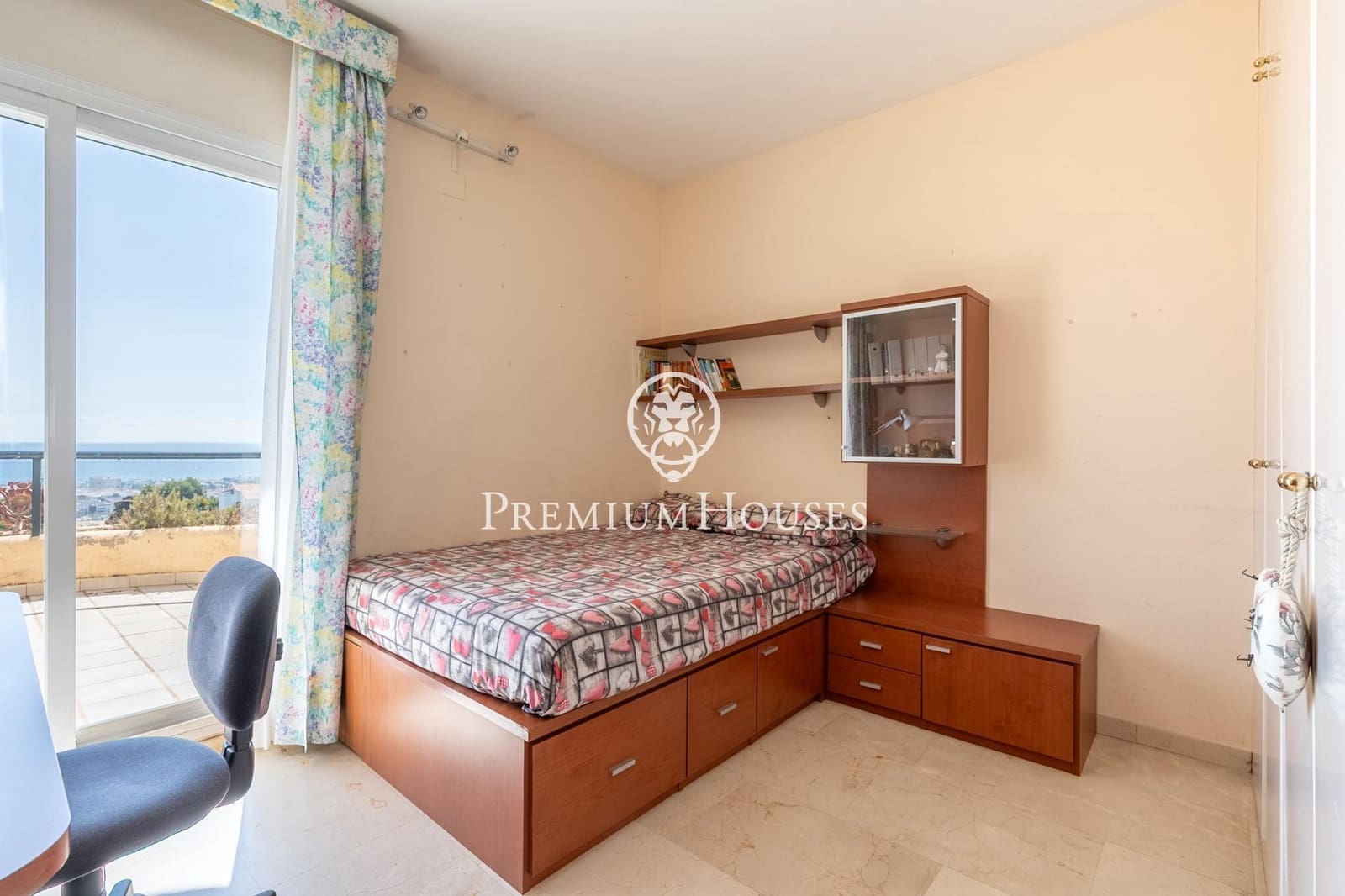 5 soveværelse Rækkehus til salg i Sitges med swimmingpool - € 850.000 (Ref: 9257564)