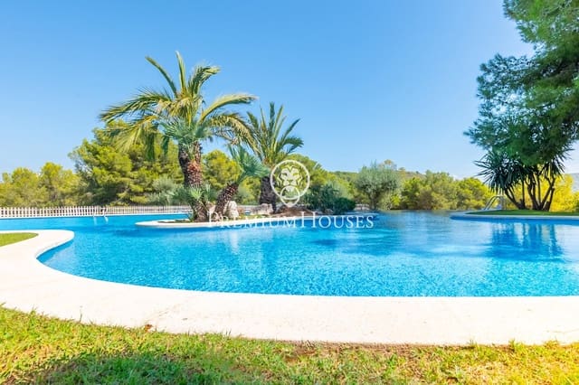 5 soverom Rekkehus til salgs i Sitges med svømmebasseng - € 850 000 (Ref: 9257564)