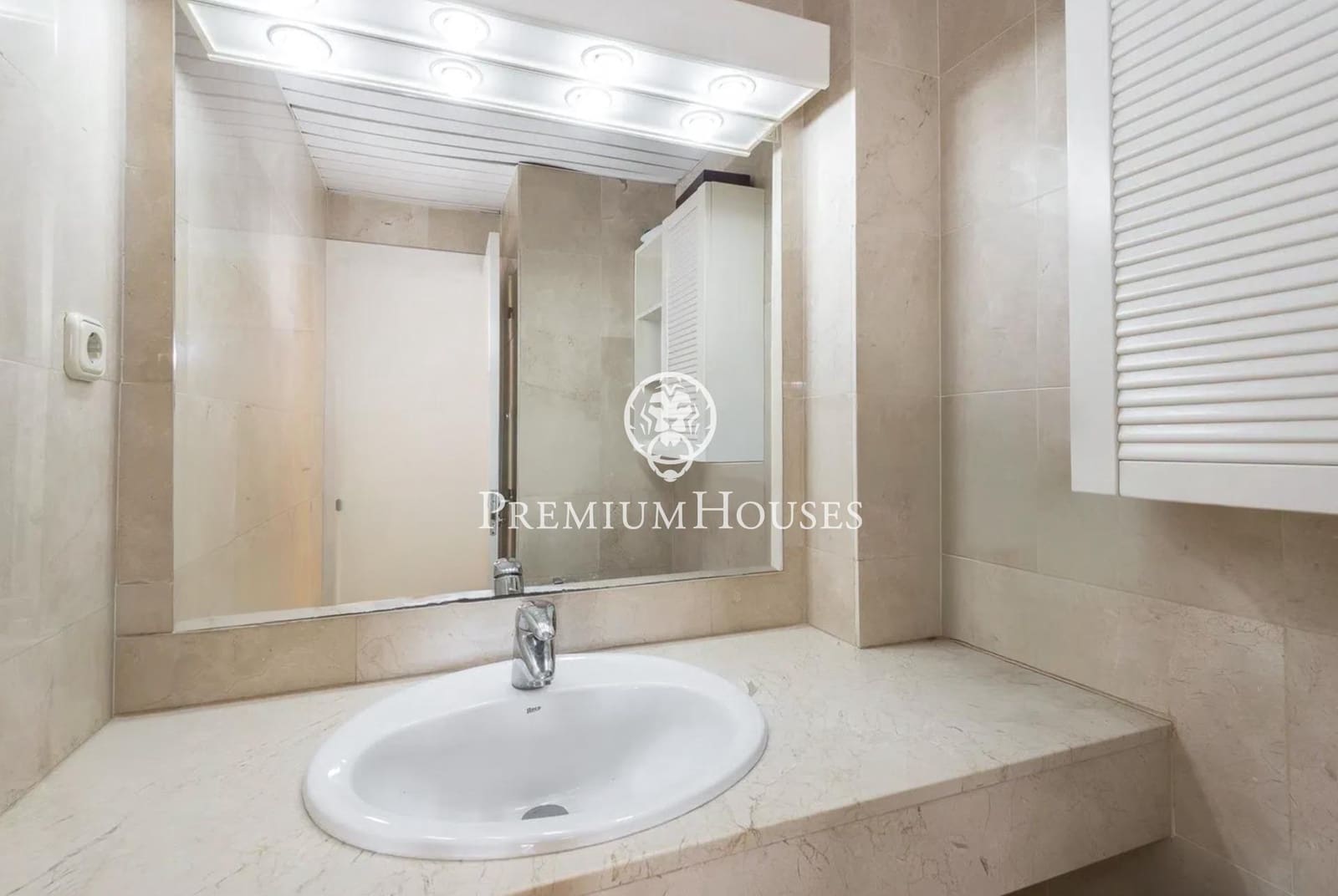 5 soveværelse Rækkehus til salg i Sitges med swimmingpool - € 850.000 (Ref: 9257564)