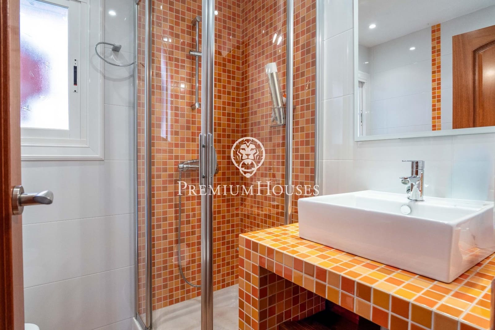 5 makuuhuone Huvila myytävänä paikassa Castelldefels mukana uima-altaan 
autotalli - 1 036 000 € (Ref: 9257565)