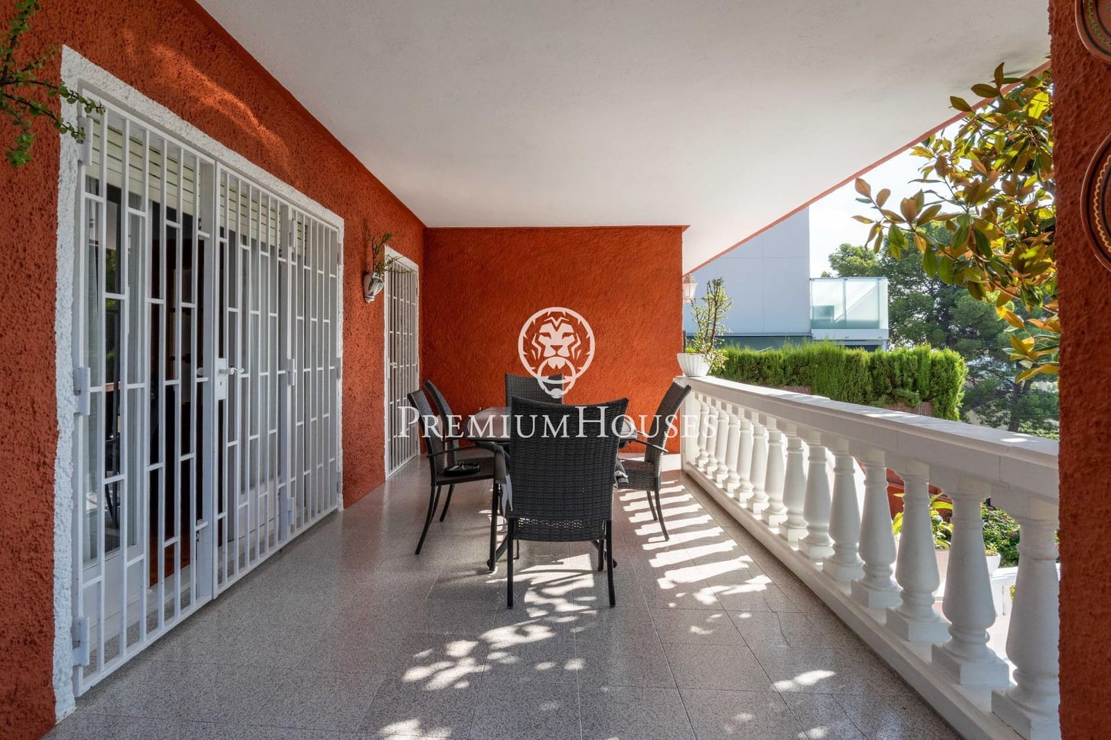 5 makuuhuone Huvila myytävänä paikassa Castelldefels mukana uima-altaan 
autotalli - 1 036 000 € (Ref: 9257565)