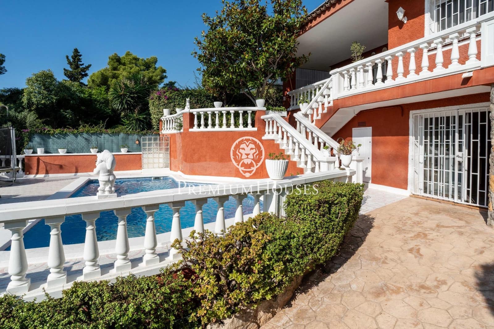 5 makuuhuone Huvila myytävänä paikassa Castelldefels mukana uima-altaan 
autotalli - 1 036 000 € (Ref: 9257565)