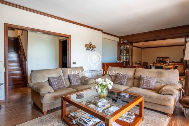 6 sypialnia Willa na sprzedaż w Sitges z basenem garażem - 1 450 000 € (Ref: 9262814)