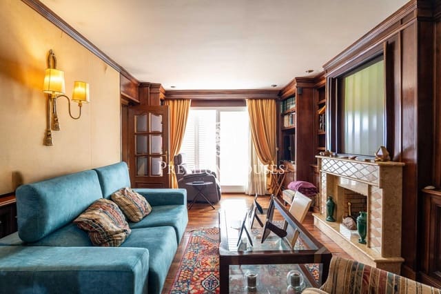 6 sypialnia Willa na sprzedaż w Sitges z basenem garażem - 1 450 000 € (Ref: 9262814)