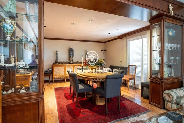 6 sypialnia Willa na sprzedaż w Sitges z basenem garażem - 1 450 000 € (Ref: 9262814)