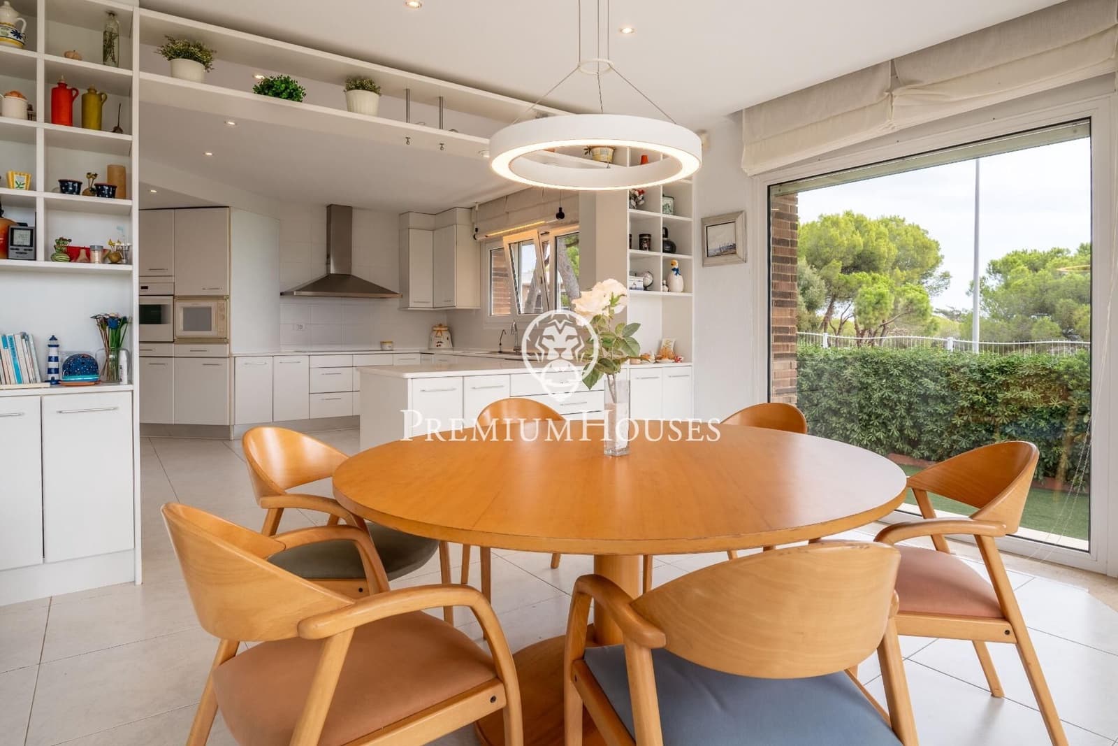 5 soveværelse Villa til salg i Torredembarra med swimmingpool garage - € 2.400.000 (Ref: 9262815)