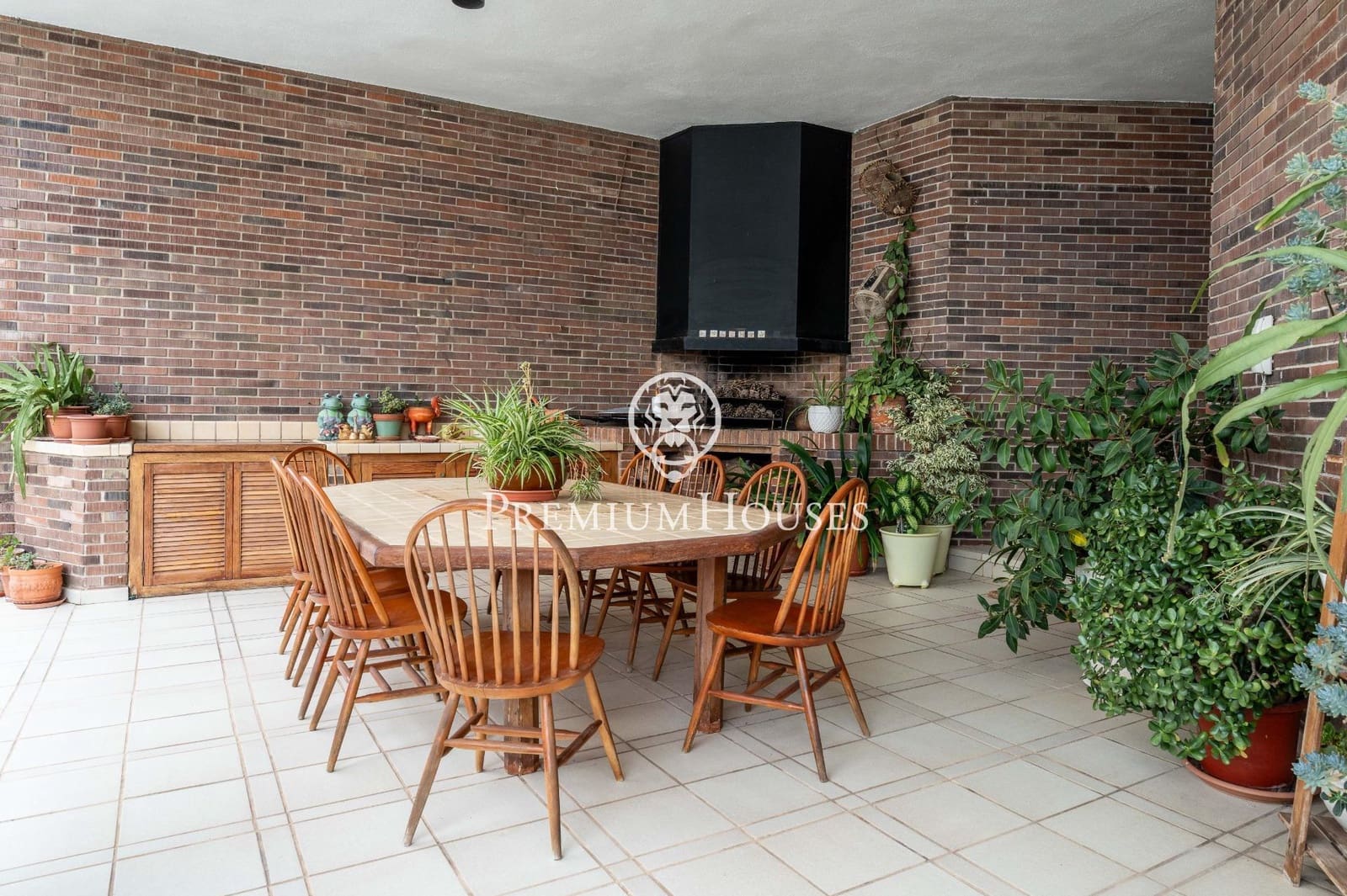 5 soveværelse Villa til salg i Torredembarra med swimmingpool garage - € 2.400.000 (Ref: 9262815)