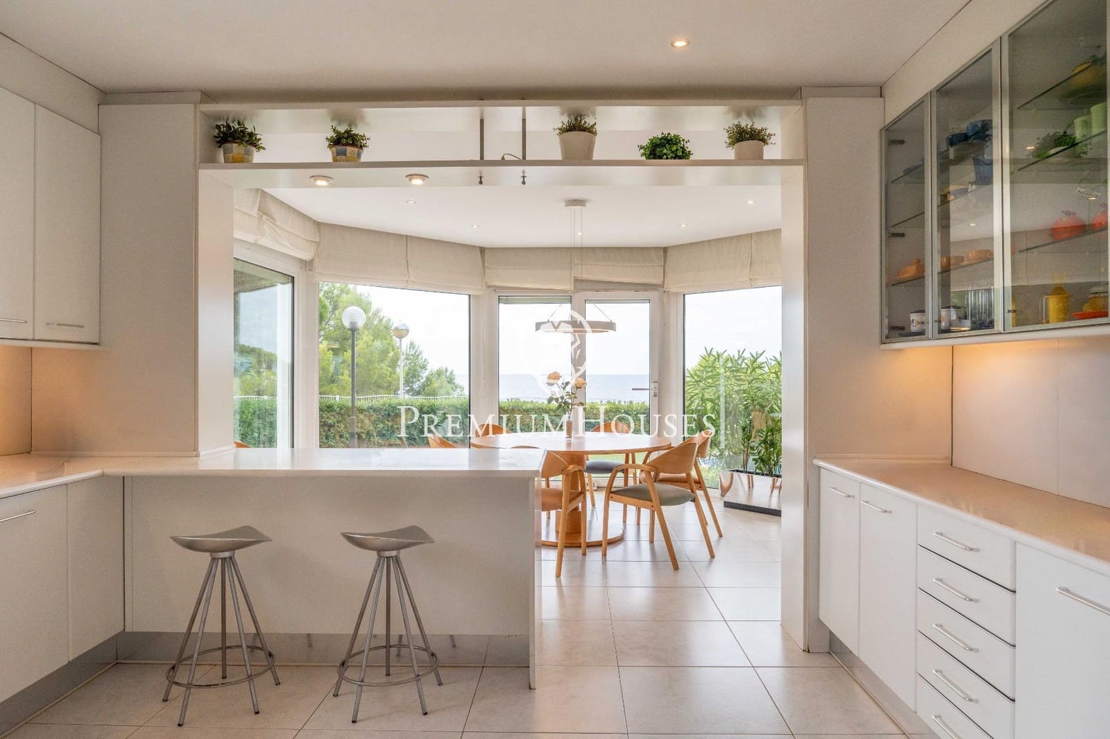 5 soveværelse Villa til salg i Torredembarra med swimmingpool garage - € 2.400.000 (Ref: 9262815)