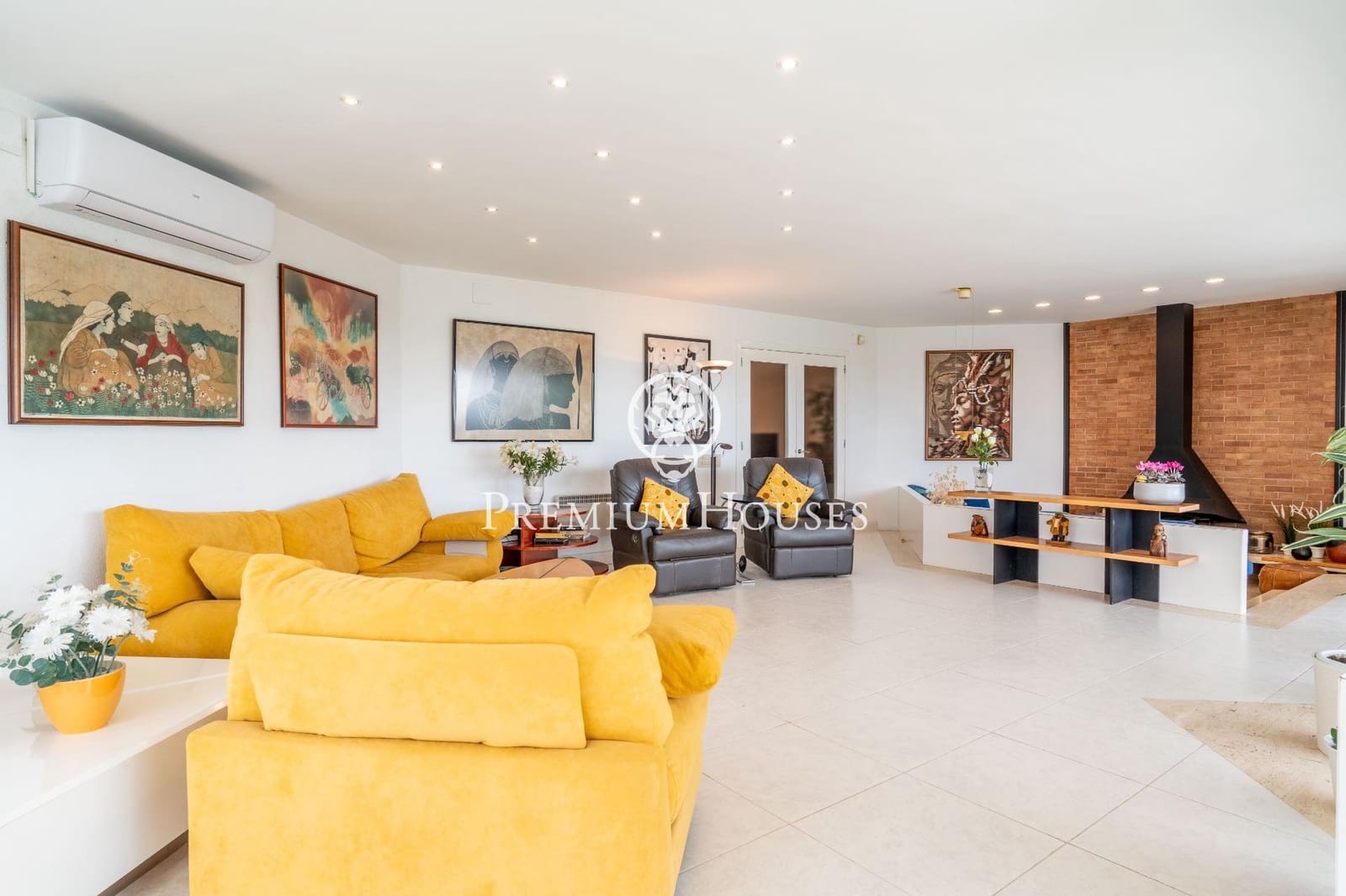 5 soveværelse Villa til salg i Torredembarra med swimmingpool garage - € 2.400.000 (Ref: 9262815)