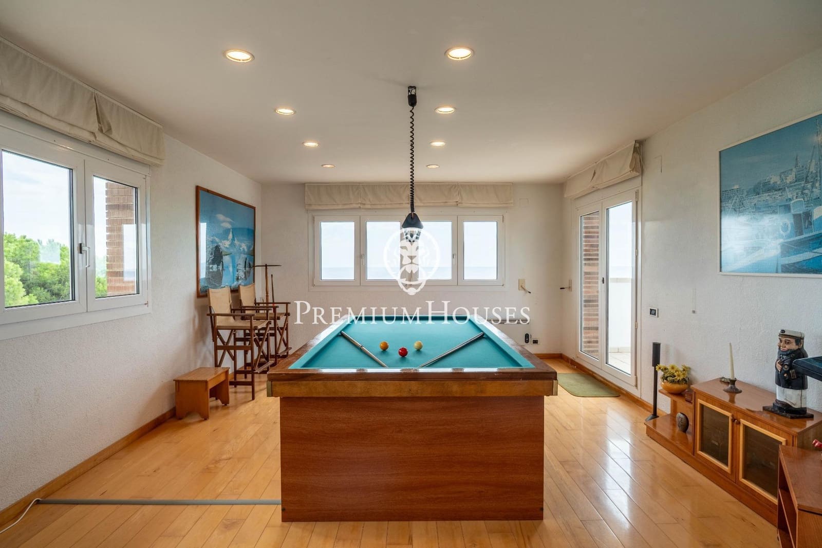 5 soveværelse Villa til salg i Torredembarra med swimmingpool garage - € 2.400.000 (Ref: 9262815)