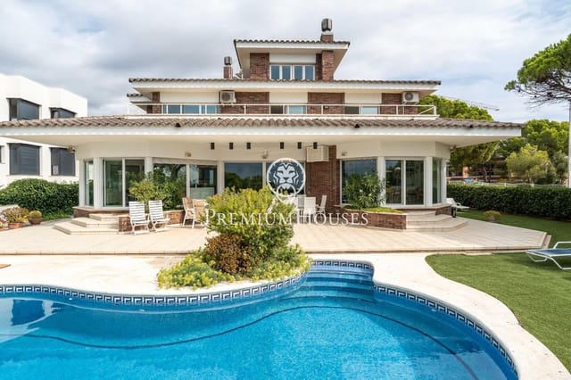 5 soverom Villa til salgs i Torredembarra med svømmebasseng garasje - € 2 400 000 (Ref: 9262815)