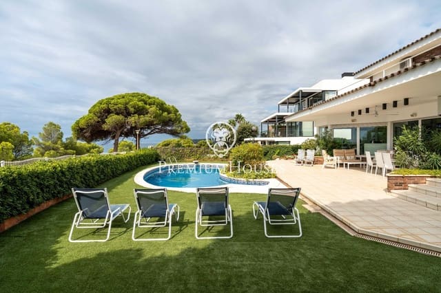 5 soverom Villa til salgs i Torredembarra med svømmebasseng garasje - € 2 400 000 (Ref: 9262815)