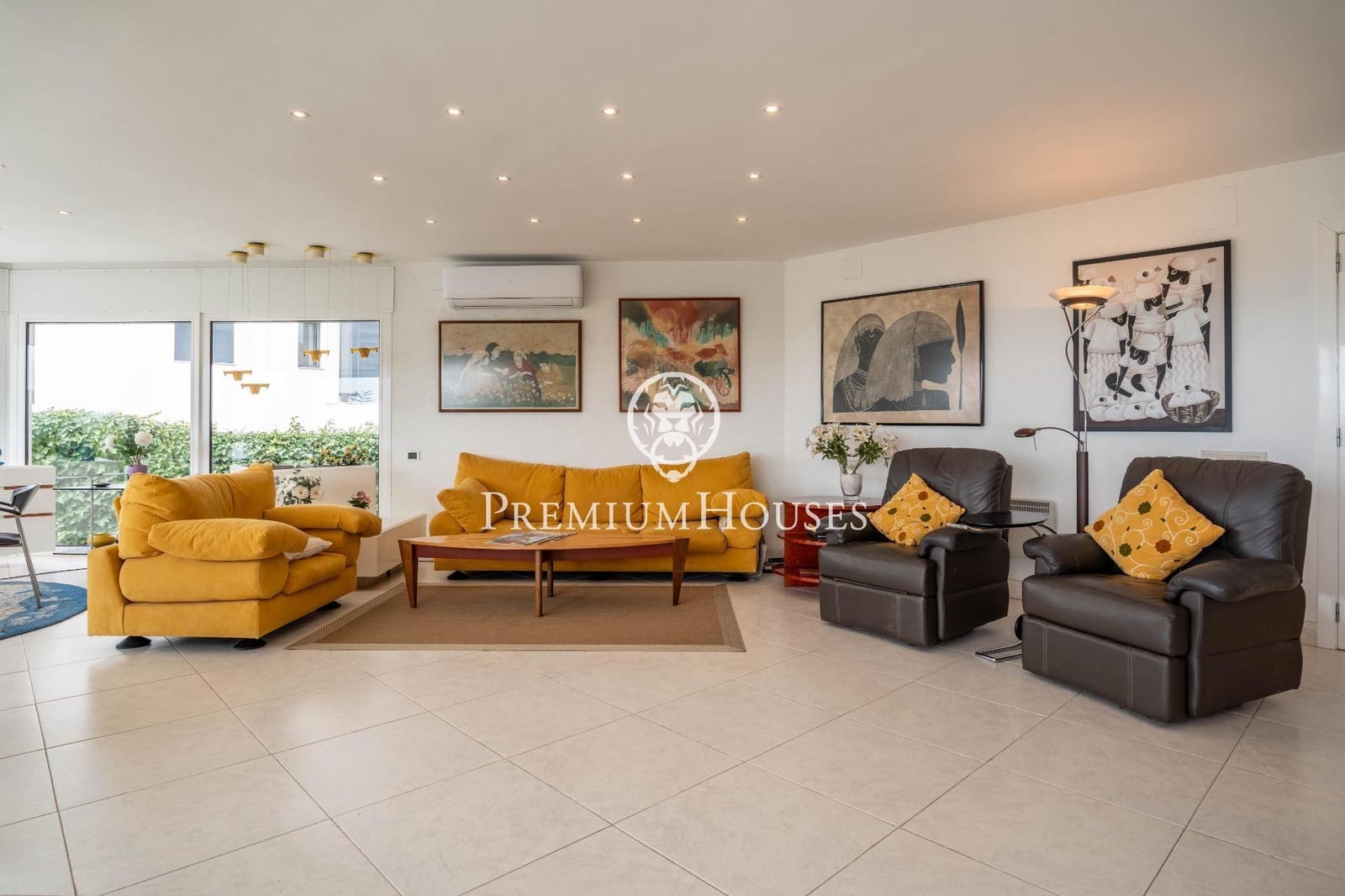 5 soveværelse Villa til salg i Torredembarra med swimmingpool garage - € 2.400.000 (Ref: 9262815)