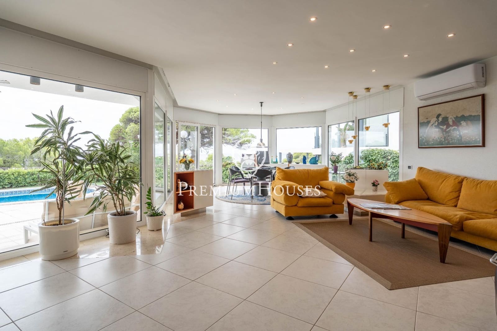 5 soveværelse Villa til salg i Torredembarra med swimmingpool garage - € 2.400.000 (Ref: 9262815)