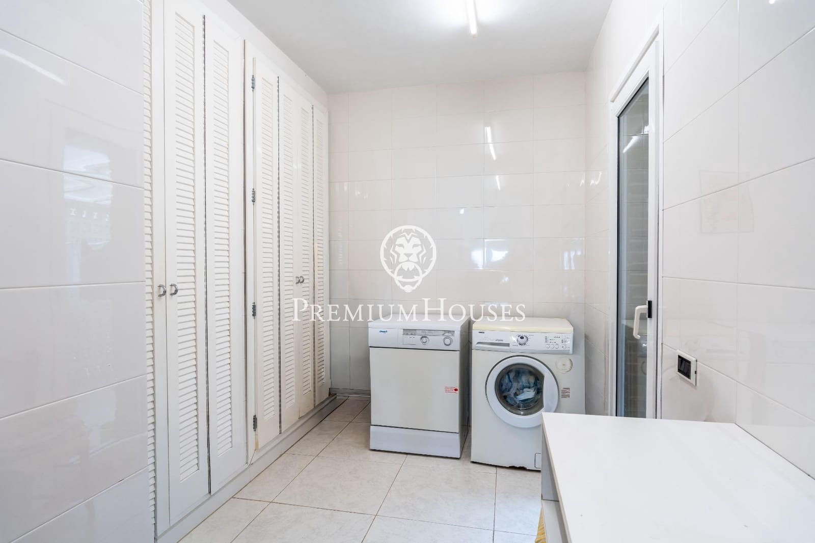 5 soveværelse Villa til salg i Torredembarra med swimmingpool garage - € 2.400.000 (Ref: 9262815)