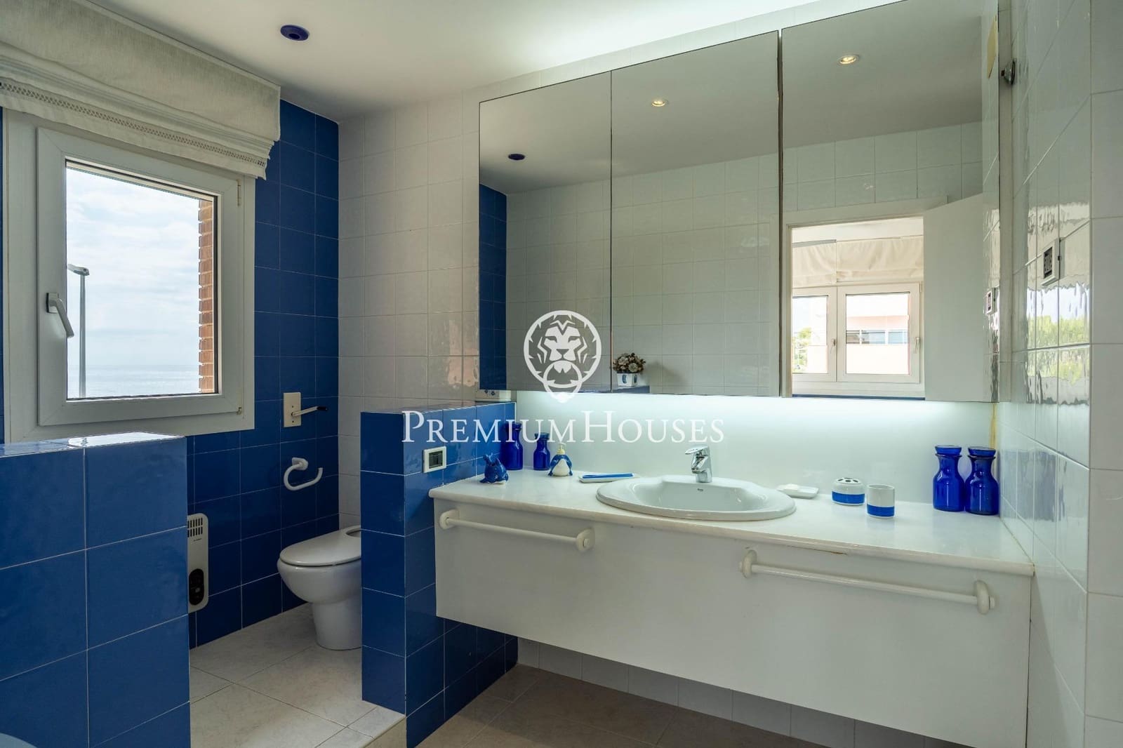 5 soveværelse Villa til salg i Torredembarra med swimmingpool garage - € 2.400.000 (Ref: 9262815)