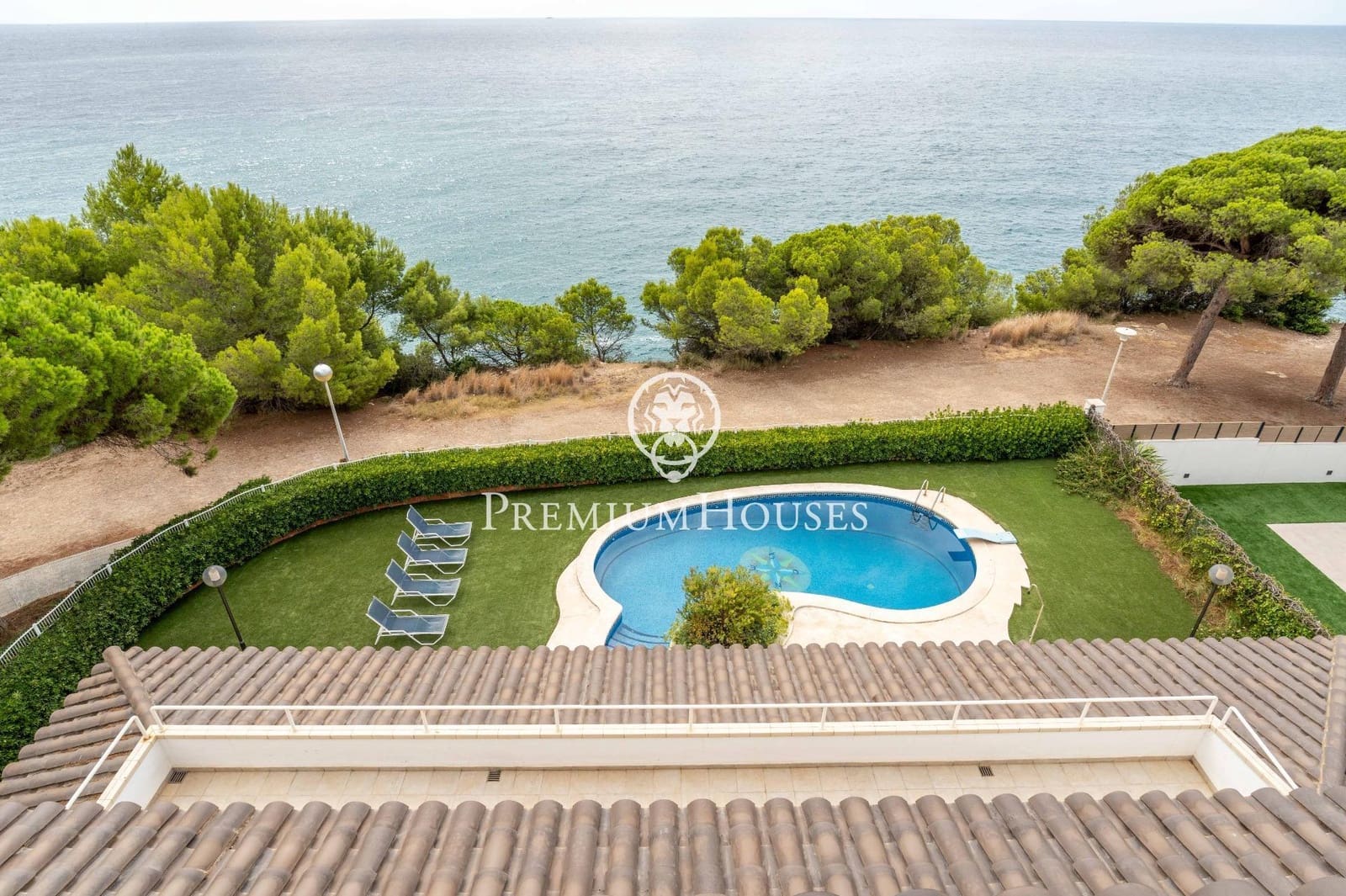 5 soveværelse Villa til salg i Torredembarra med swimmingpool garage - € 2.400.000 (Ref: 9262815)