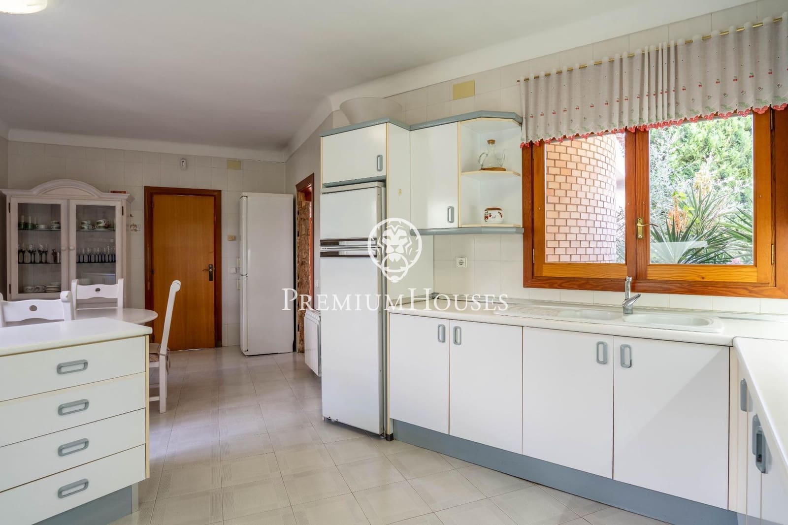 6 quarto Moradia para venda em Vilafortuny com piscina garagem - 1 600 000 € (Ref: 9276530)