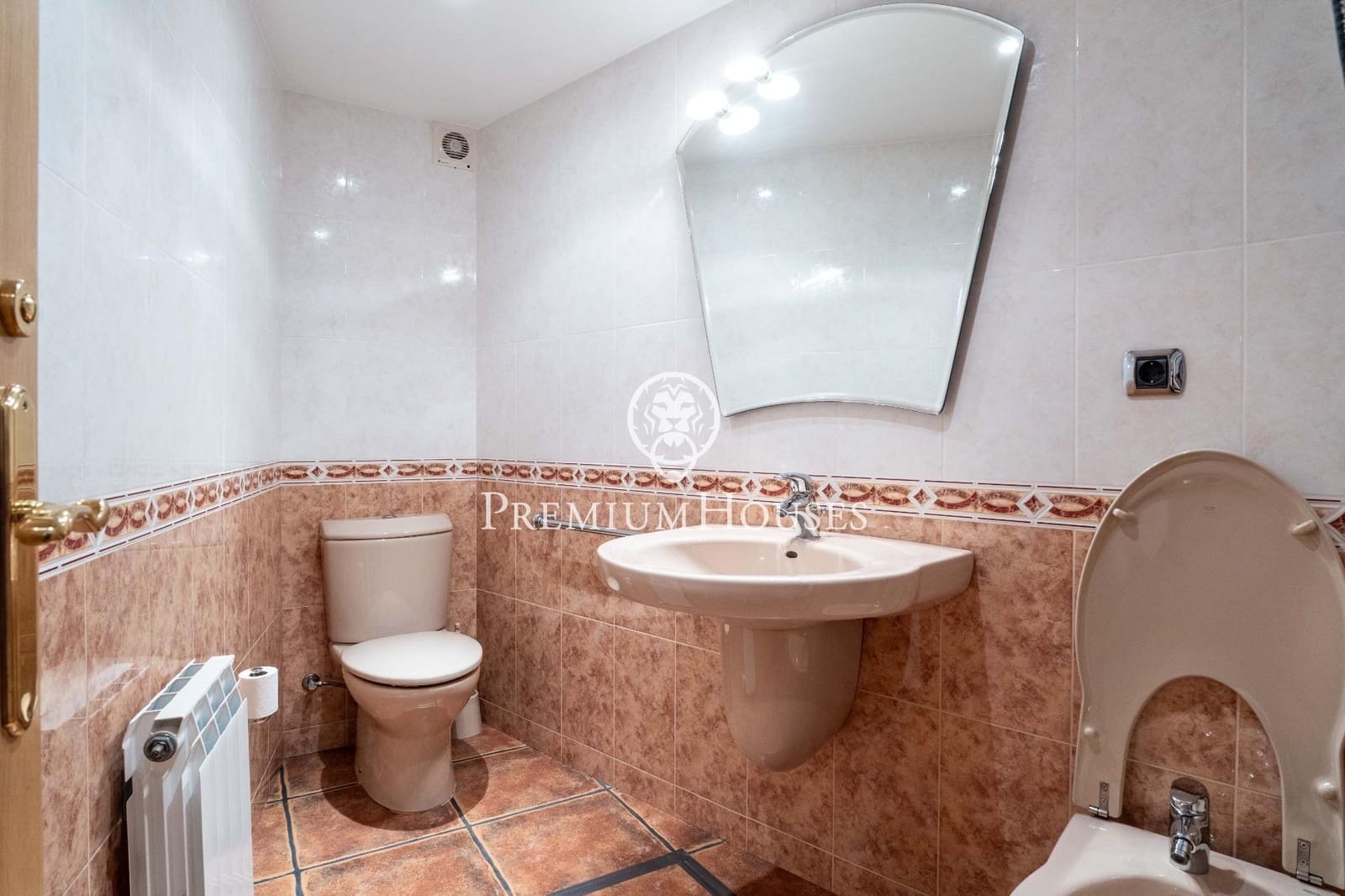 6 quarto Moradia para venda em Vilafortuny com piscina garagem - 1 600 000 € (Ref: 9276530)