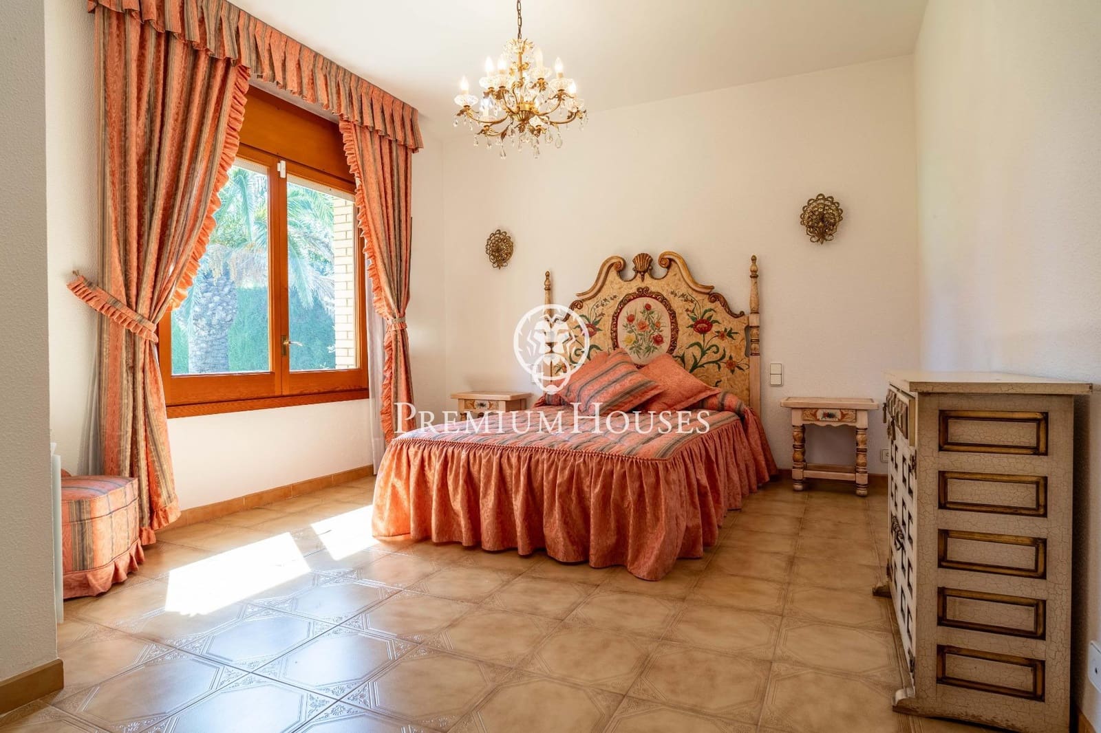 6 quarto Moradia para venda em Vilafortuny com piscina garagem - 1 600 000 € (Ref: 9276530)