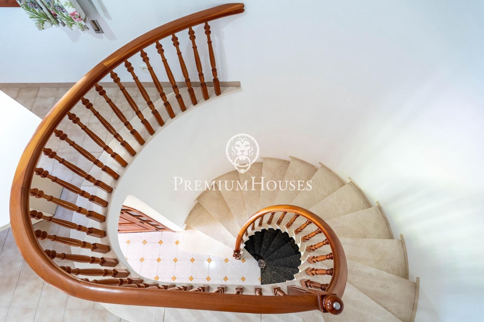 6 quarto Moradia para venda em Vilafortuny com piscina garagem - 1 600 000 € (Ref: 9276530)