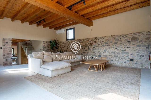 5 bedroom Finca/Country House for sale in Riudoms - € 850,000 (Ref: 9285392)