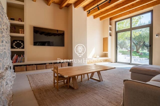 5 bedroom Finca/Country House for sale in Riudoms - € 850,000 (Ref: 9285392)