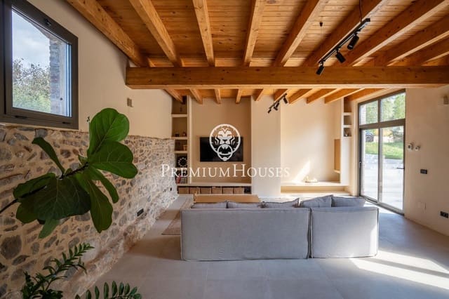 5 bedroom Finca/Country House for sale in Riudoms - € 850,000 (Ref: 9285392)