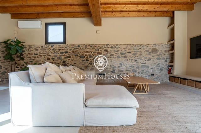 Finca/Casa Rural de 5 habitaciones en Riudoms en venta - 850.000 € (Ref: 9285392)