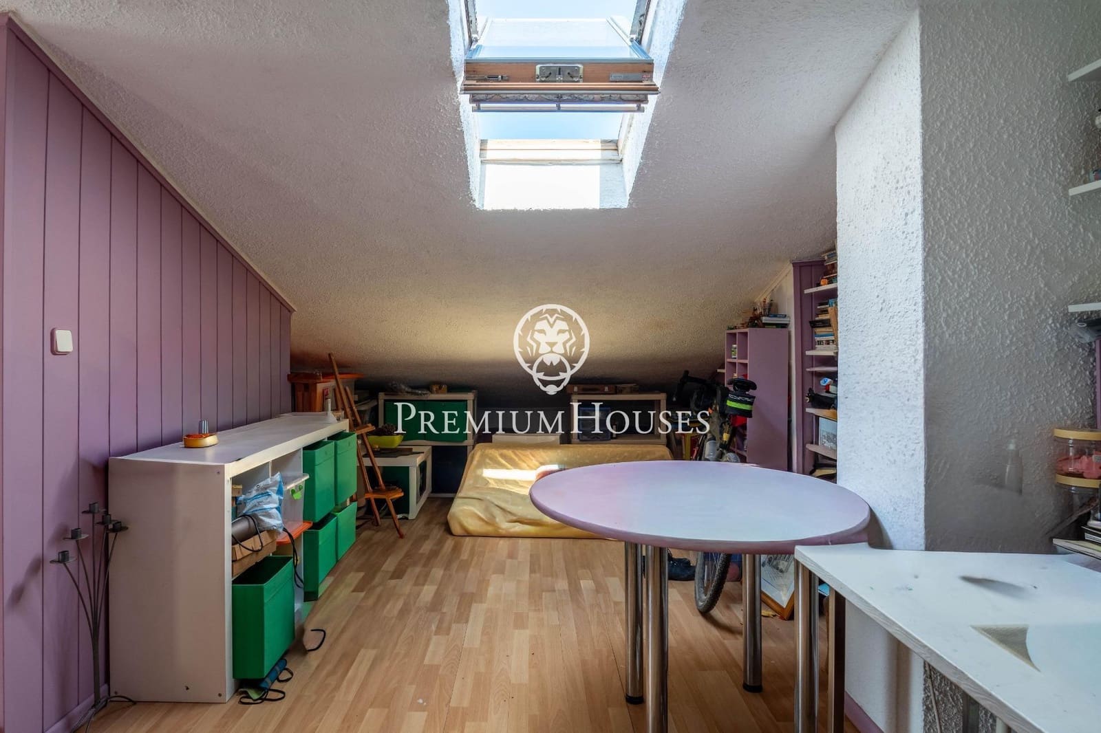 5 soveværelse Byhus til salg i Sant Pere de Ribes med garage - € 635.000 (Ref: 9285394)