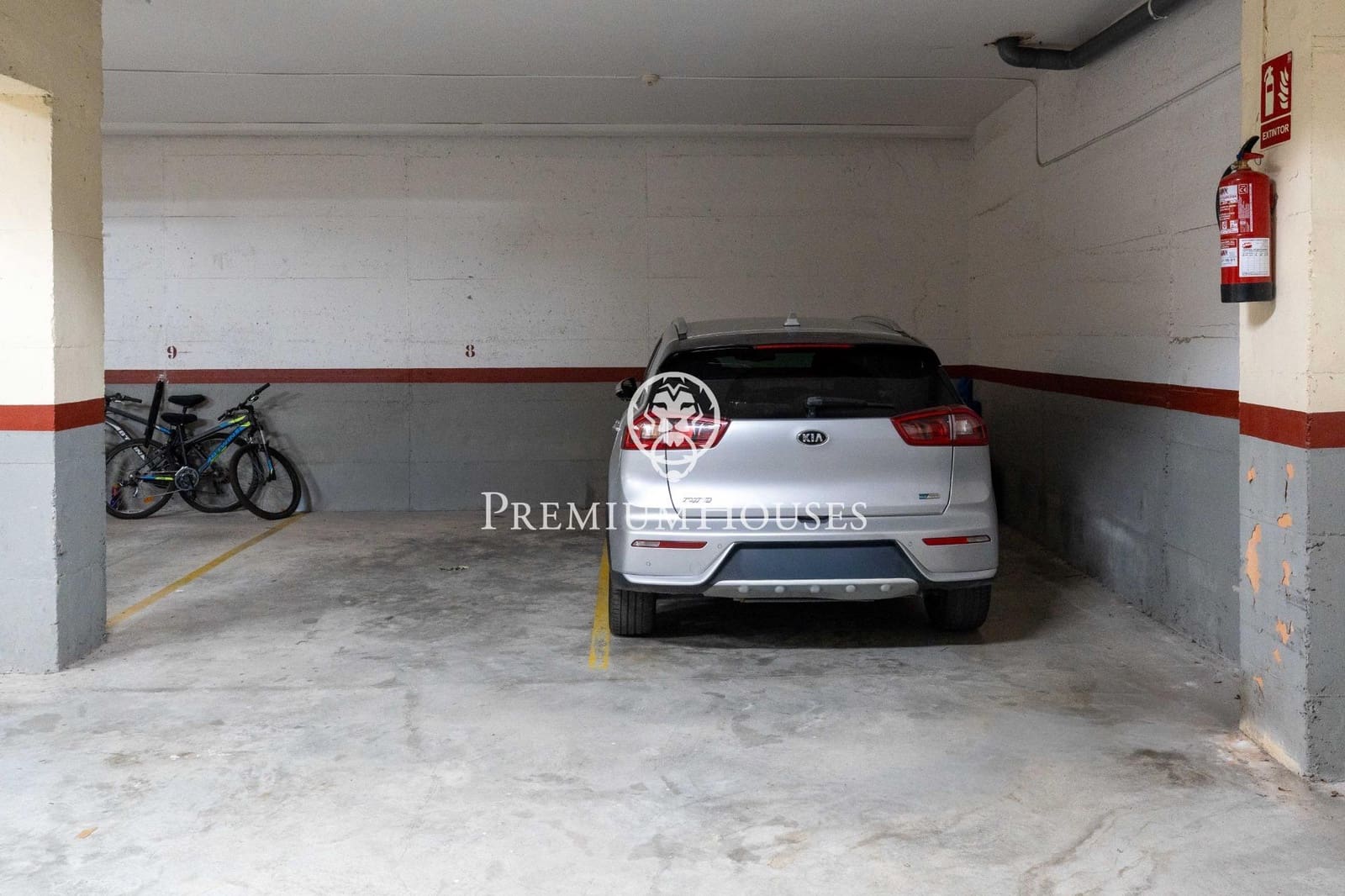 5 soveværelse Byhus til salg i Sant Pere de Ribes med garage - € 635.000 (Ref: 9285394)