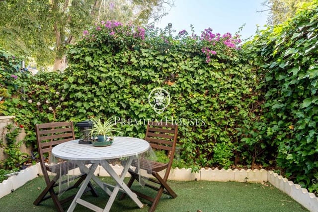 5 bedroom Townhouse for sale in Sant Pere de Ribes with garage - € 635,000 (Ref: 9285394)