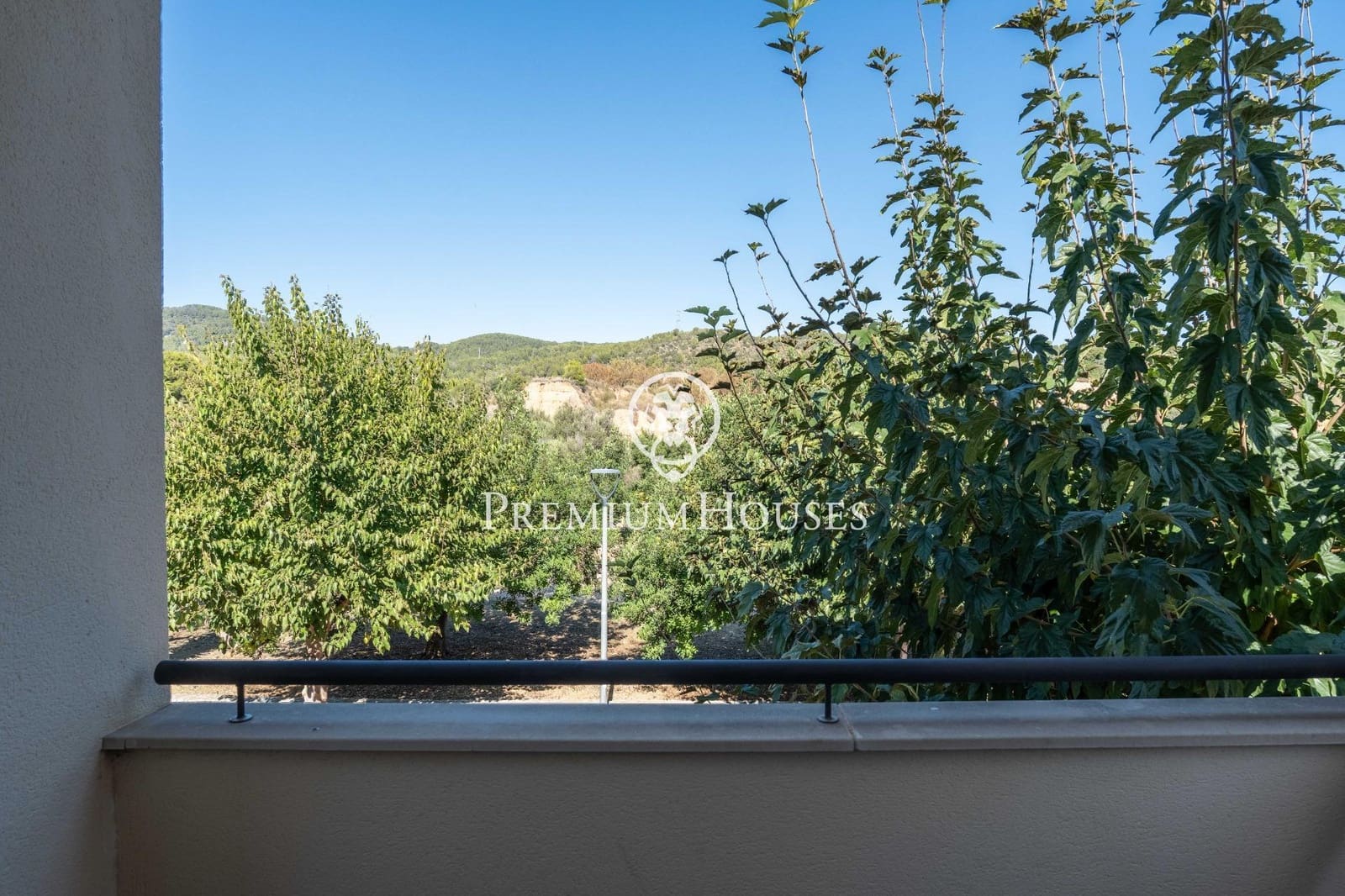 5 soveværelse Byhus til salg i Sant Pere de Ribes med garage - € 635.000 (Ref: 9285394)