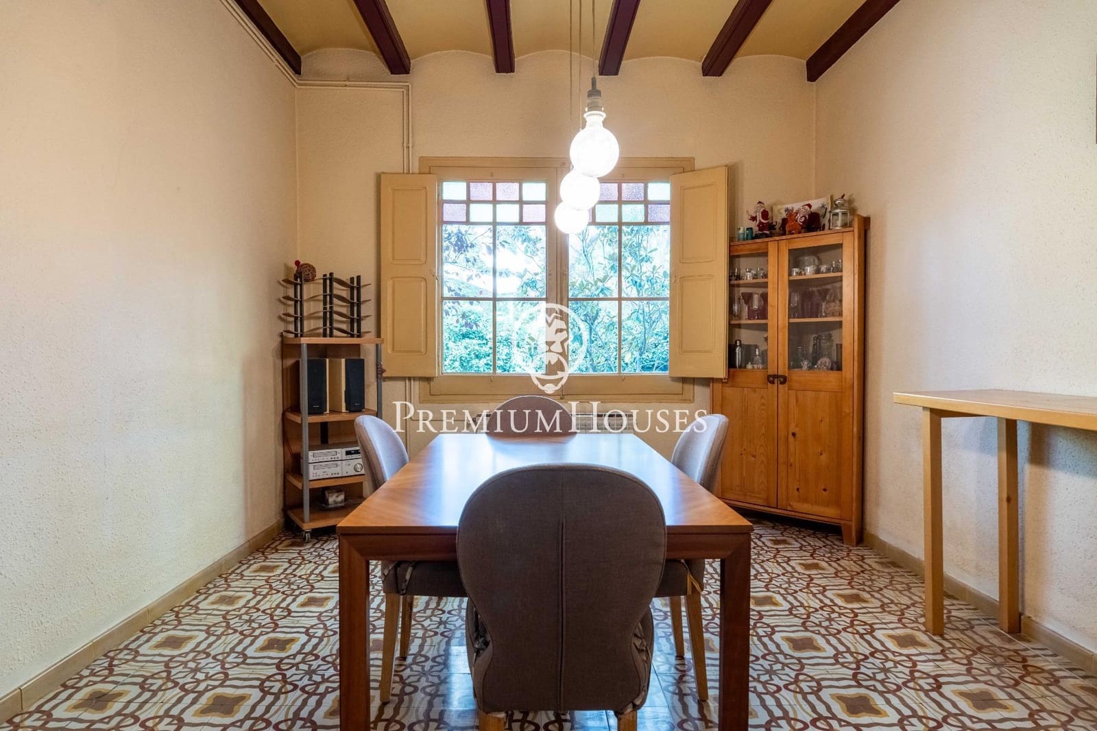 5 soverom Villa til salgs i Begues - € 575 000 (Ref: 9301234)